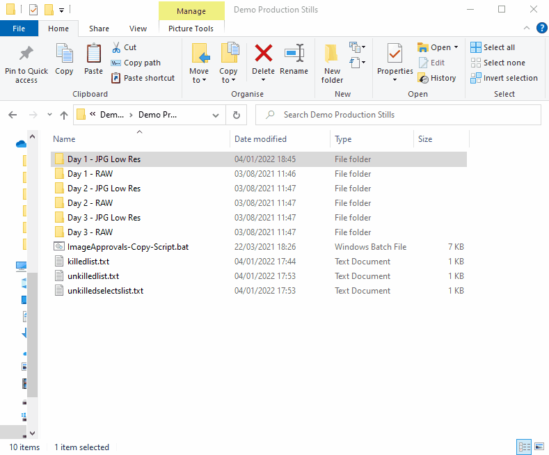 Screen recording verifying file numbers within a folder.